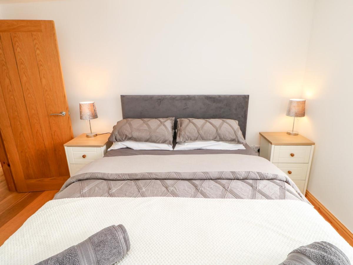 Flat Above 27 Villa Бишъп Оукланд Екстериор снимка